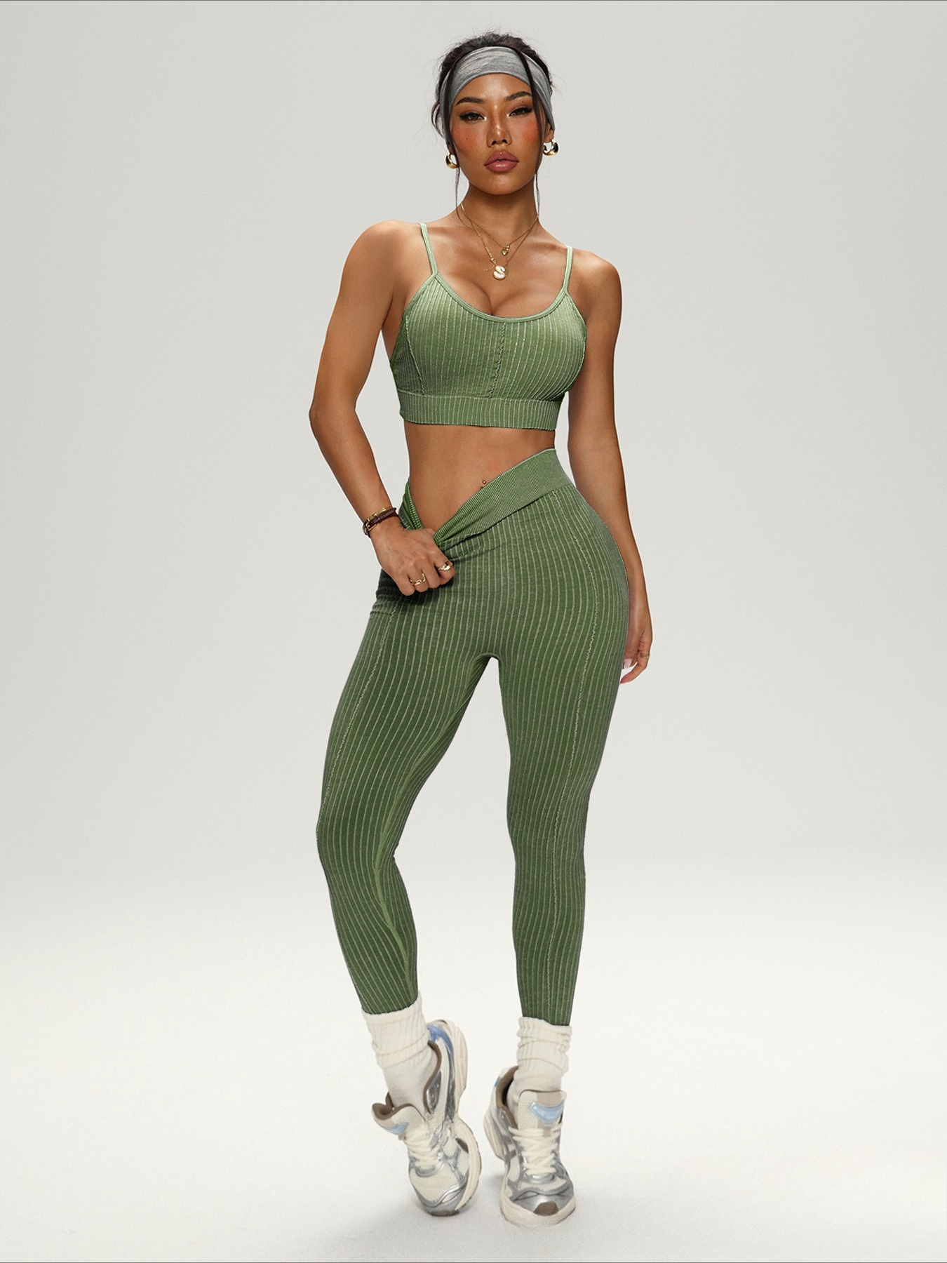 Nouveau survêtement sans couture pour femmes mode hauts courts + pantalons 2 pièces ensemble course Fitness sport tenue de gymnastique femme serré ensembles de Yoga