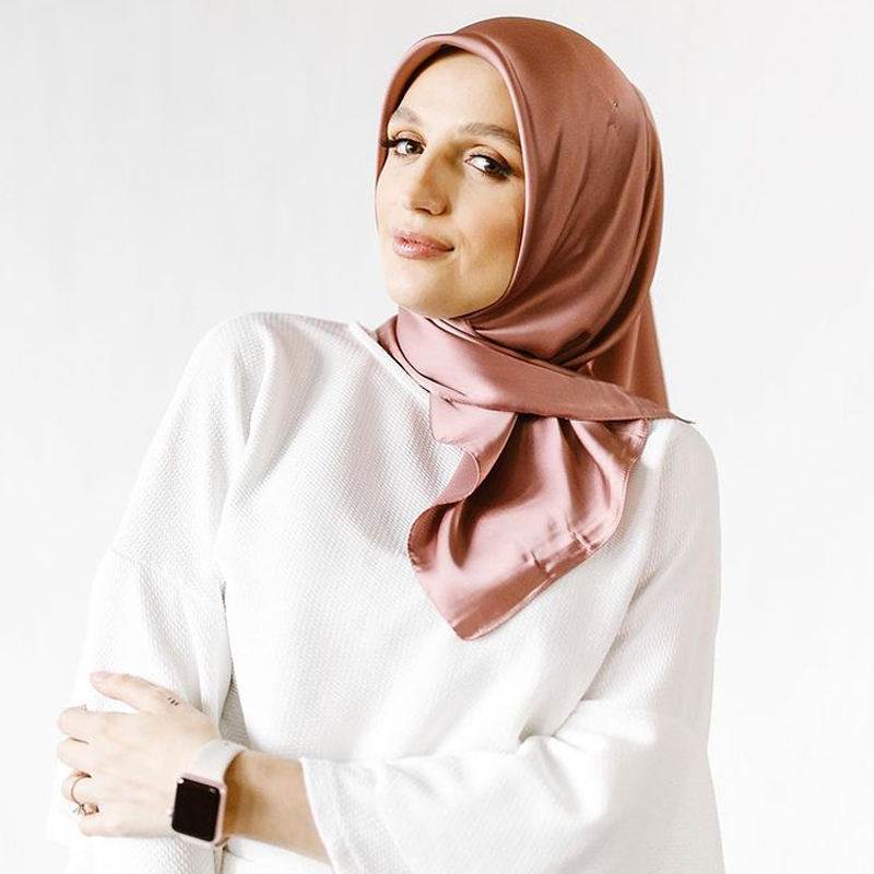 Foulards carrés en soie pour femmes, 90x90cm, Hijab, mouchoir uni, châles enveloppants, foulard de tête, bandeau islamique
