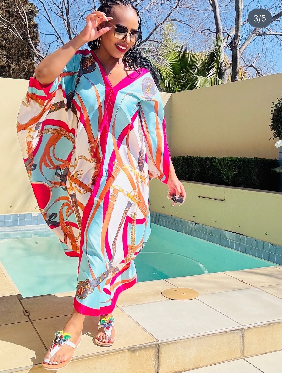 Vêtements de plage d'été robe caftan ample concepteur imprimé caftan en soie caftan en soie pour femmes pleine longueur Abaya koweït col en v longue Abaya