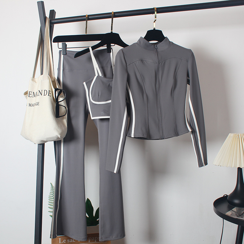 Ensemble de costumes de yoga 3 pièces pour femmes : Manteau de printemps, soutien-gorge et pantalon évasé taille haute – Tenues de danse et de course matinale pour femme