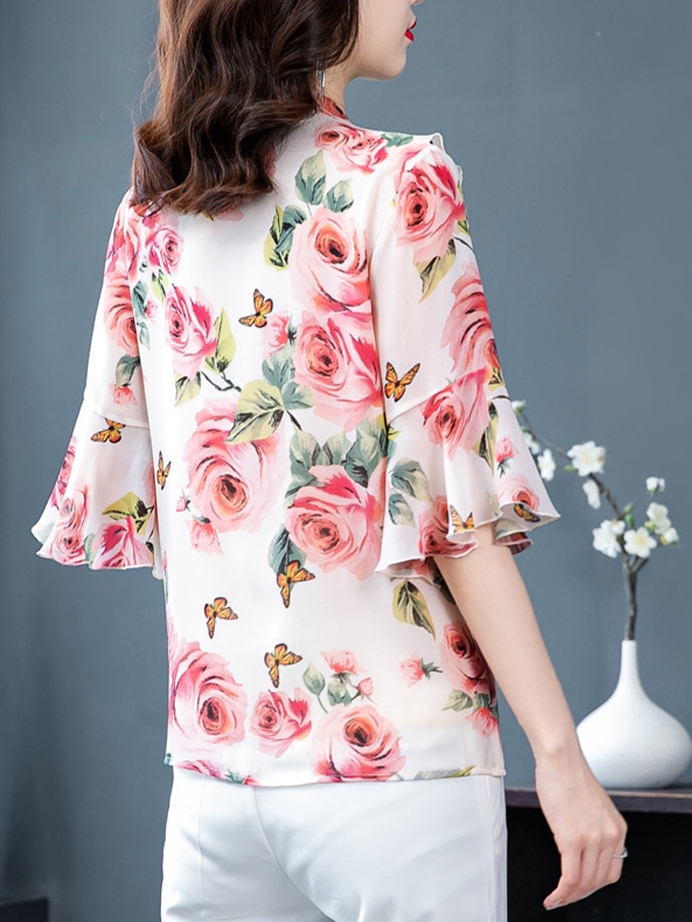 Tops pour femmes, élégants et décontractés, chemisiers à manches bouffantes, chemises à fleurs, vêtements d'été à col en V
