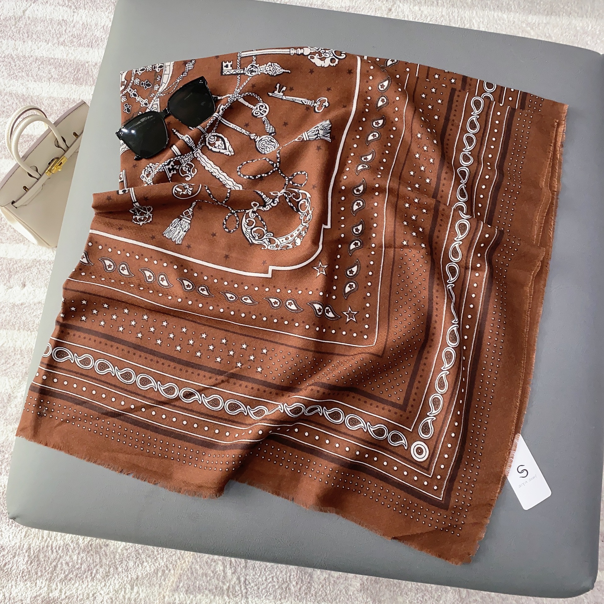 Écharpe carrée en cachemire pour femme, châles chauds, poncho en laine Pashmina, cape de mouchoir faite à la main, 53 po, mode hivernale