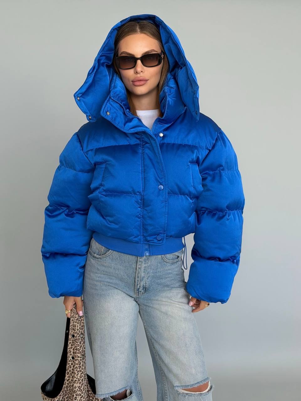 Veste courte matelassée en coton pour femme avec col Peter Pan, manches bouffantes, ourlet incurvé et grands boutons – Collection Quotidienne 2026