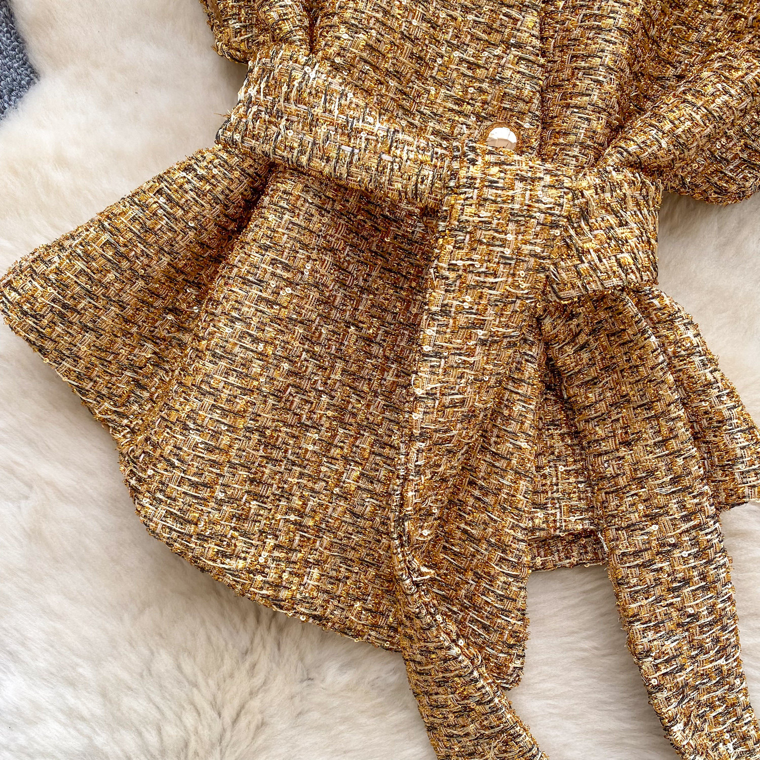 Chemisier vintage élégant sans manches pour femme, style décontracté chic, idéal pour le bureau ou la ville