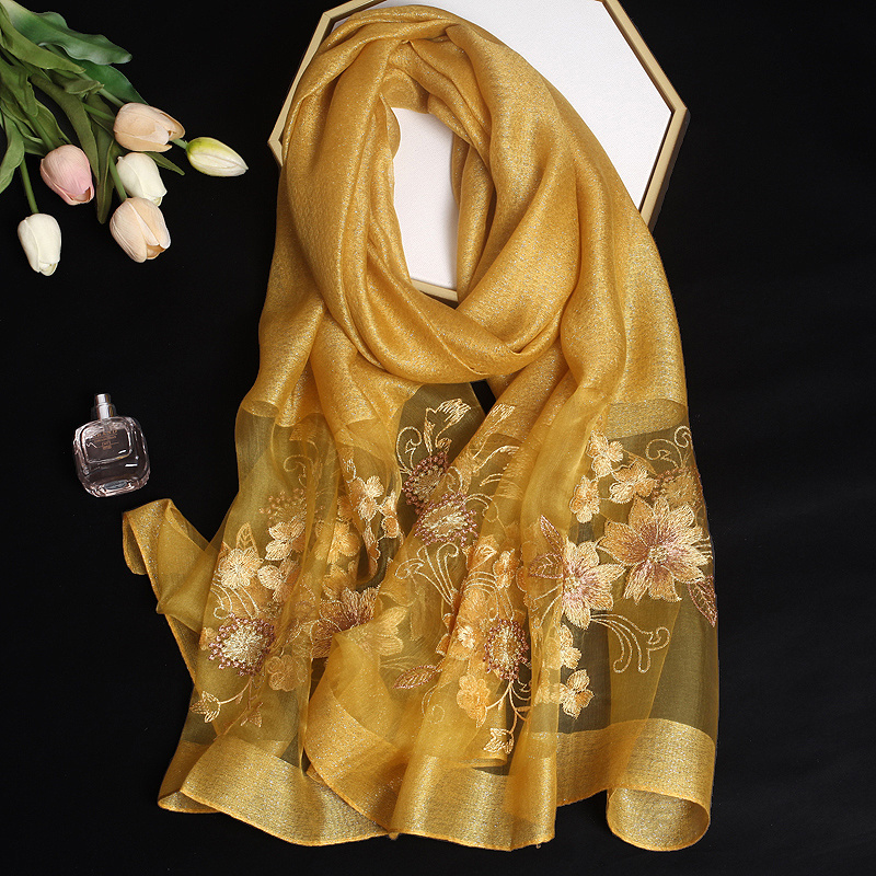 Foulard châle en soie de luxe pour femmes, Design brodé de fleurs, enveloppes Hijab, Bufandas, Foulard féminin, 2024