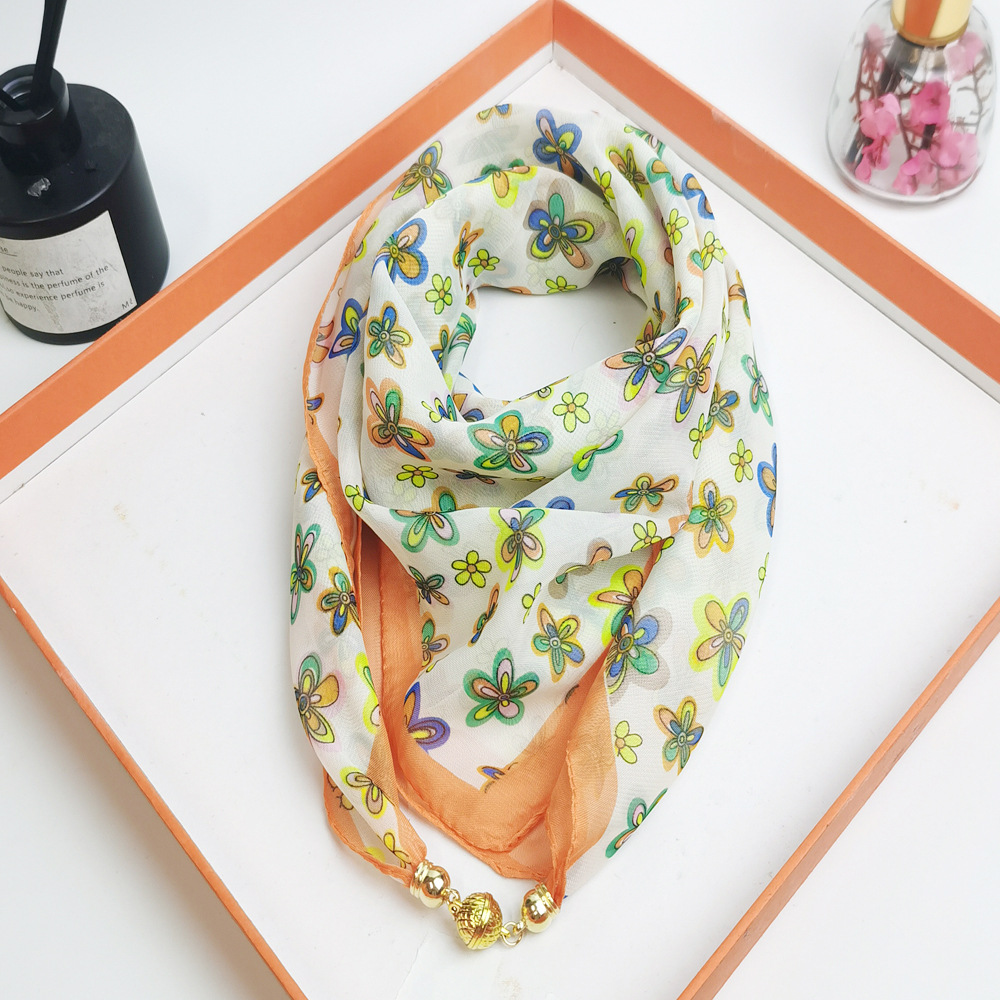 Petit foulard à boucle magnétique pour femme, foulard carré en soie pour le printemps et l'été, protection du cou, foulard triangulaire