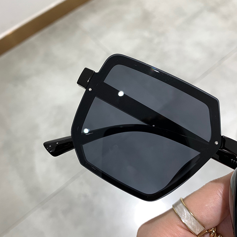 Lunettes de soleil Vintage à grande monture pour femmes et hommes, carrées de marque, rétro, lunettes de soleil polygone pour hommes et femmes ﻿ ﻿
