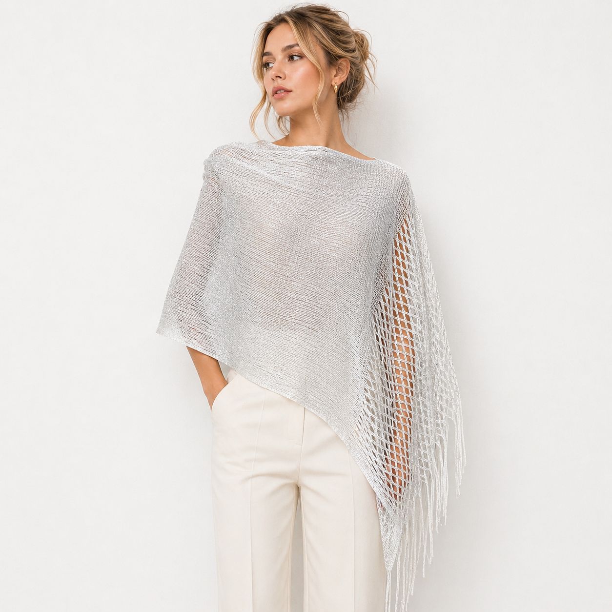 Châle-écharpe en maille ajourée à franges, fil doré et argenté, pour femme - Collection Printemps/Été - Idéal pour les soirées