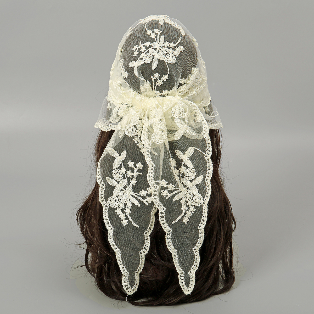 Écharpe brodée pour châle d'église avec franges espagnoles, voile chrétien, dentelle de mantille espagnole, mouchoir floral pour femme