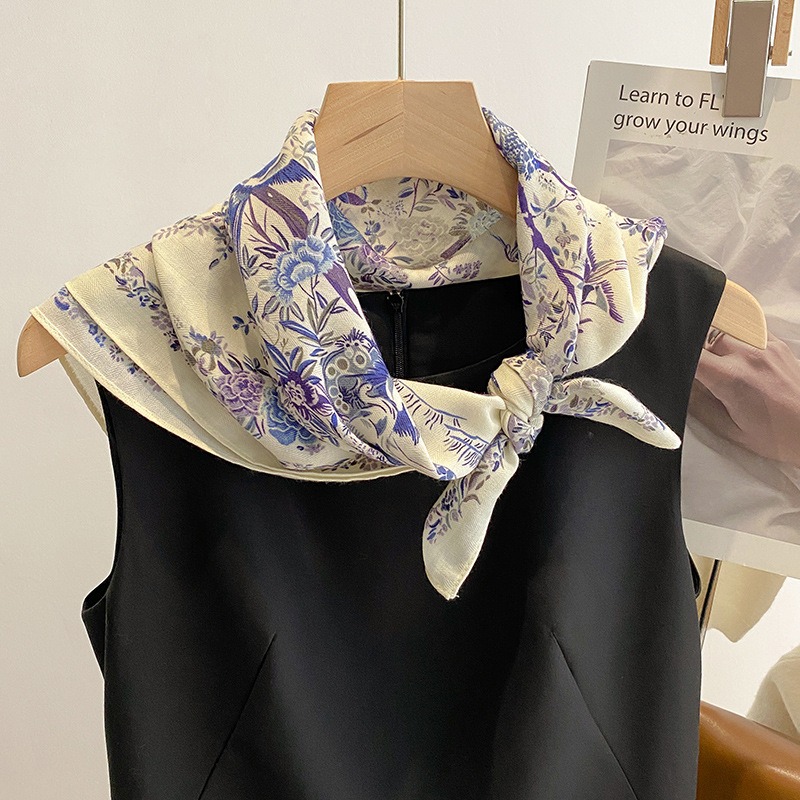 70x70 cm Simple élégance Floral oiseau imprimé foulard en soie lyrique velours Style coréen campagne fleur chaud crème solaire grand châle