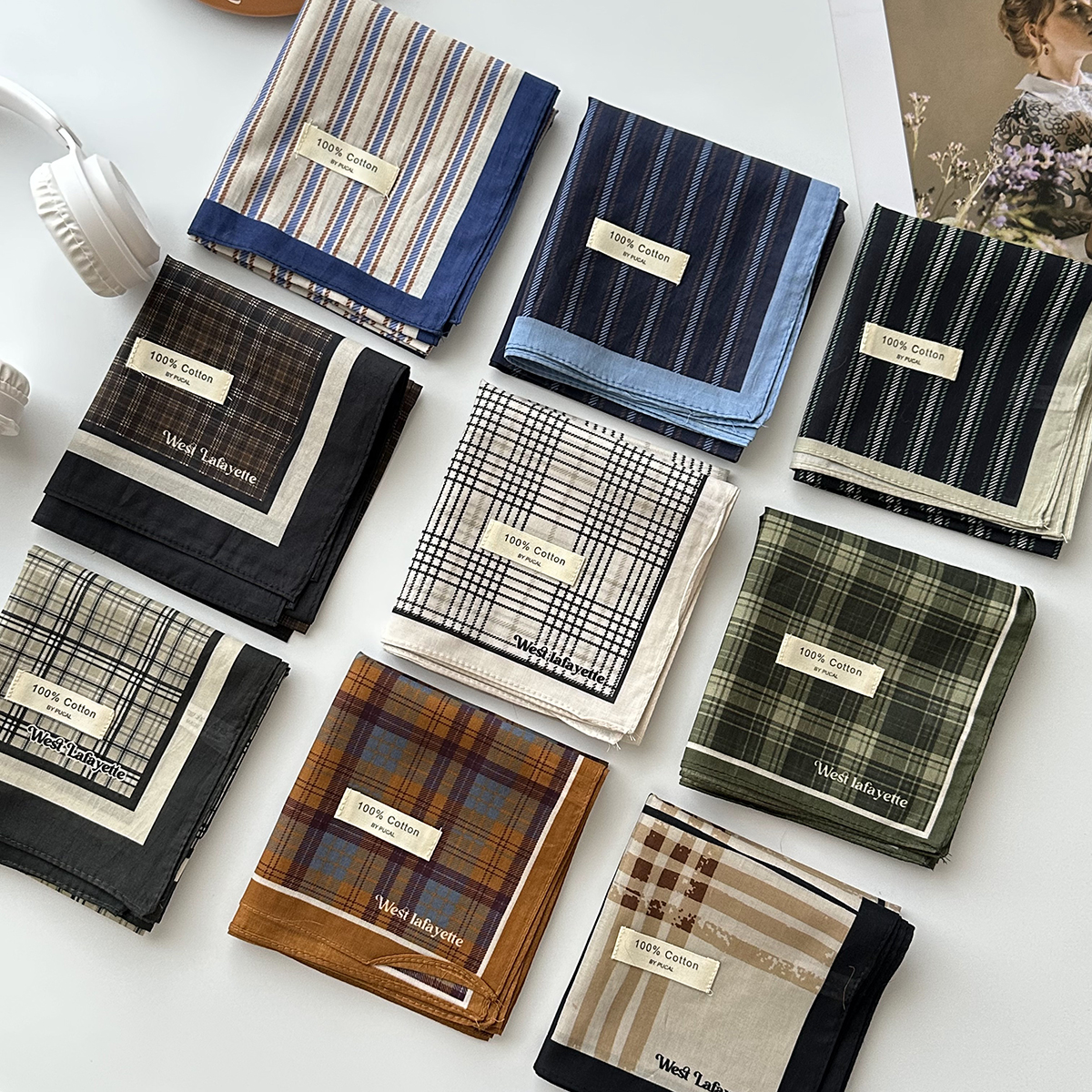 Une écharpe carrée à carreaux de style Preppy à rayures 100% coton rétro littéraire polyvalente écharpe en soie décorative petite écharpe fraîche de style japonais