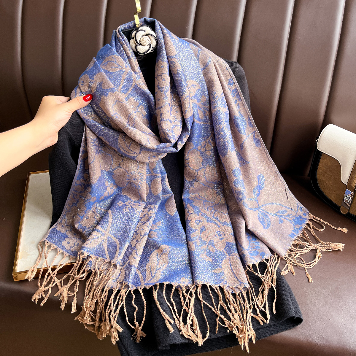 Femmes Paisley écharpe cachemire sentiment Pashmina châles gland Hijab bandeau Femme hiver foulards Foulard Bufanda 2025