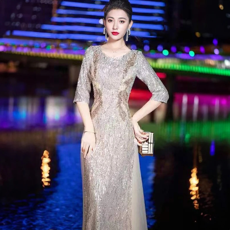 Robe de soirée haut de gamme Banquet Niche lumière luxe hôte acier compagnon conducteur chorale Performance Costume robe longue pour femmes WLF