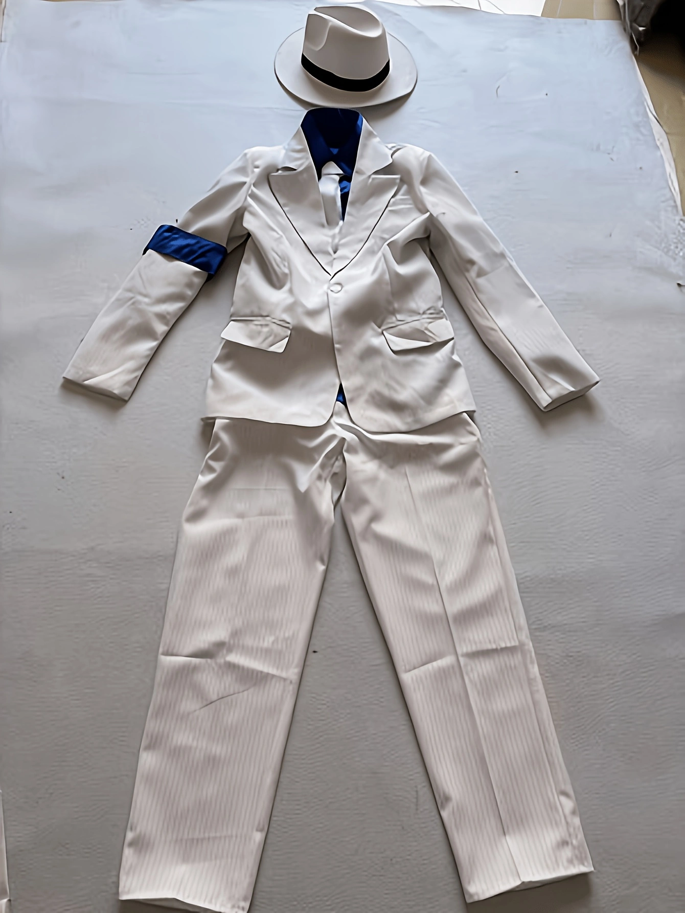 Costume formel pour enfants, tenue à rayures fines blanches pour garçons avec chapeau et cravate