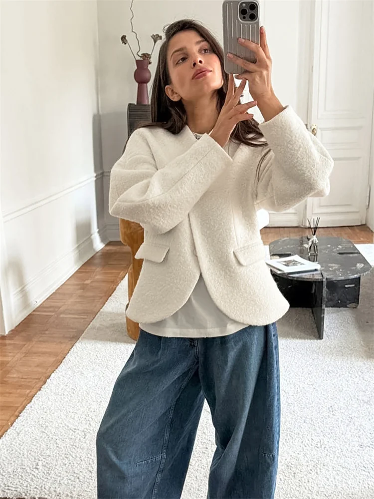 Vestes en tricot amples blanches pour femmes, mode élégante, taille haute, mode automne 2025, vêtements d'extérieur de luxe pour dames