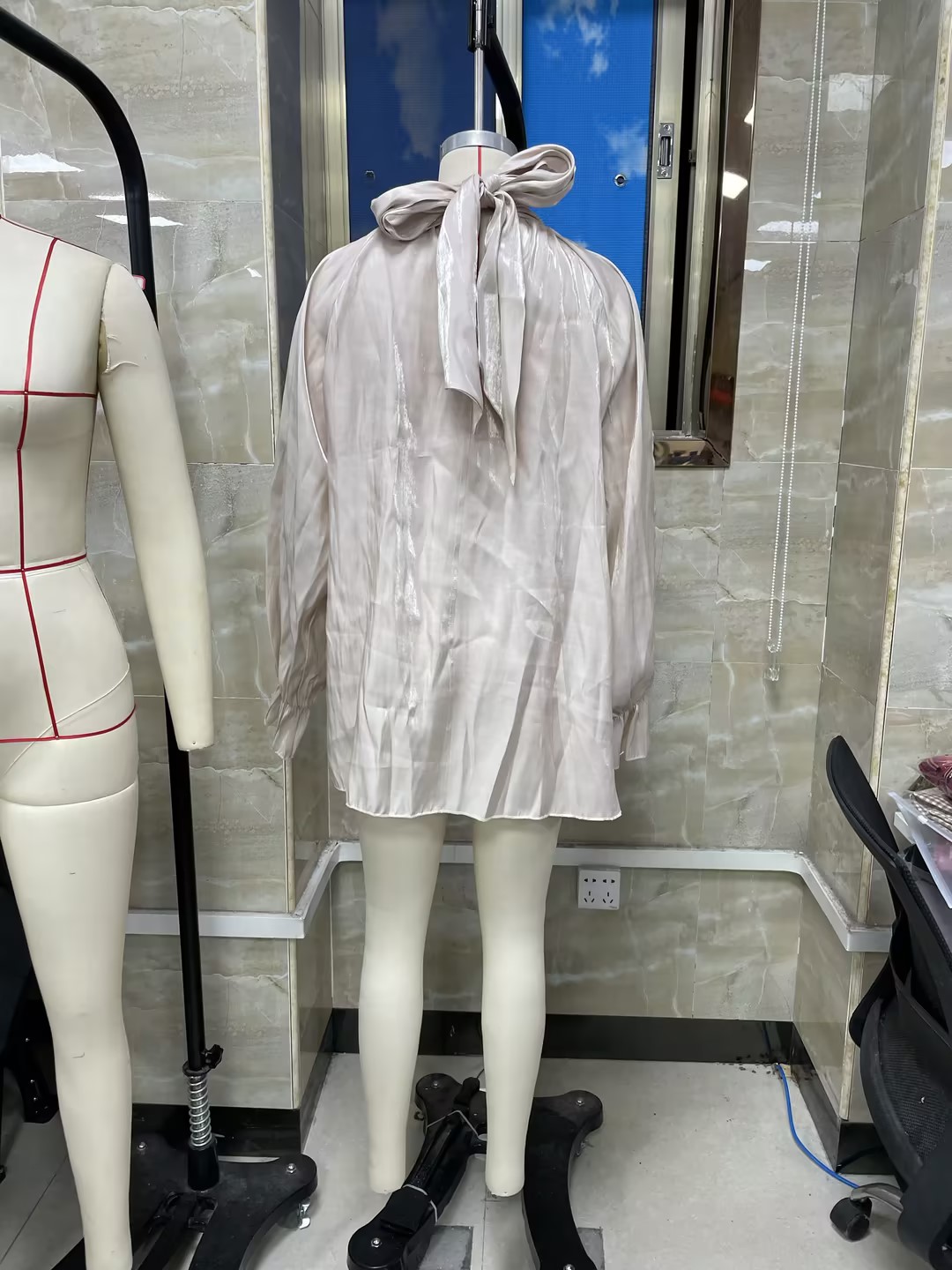 Haut poncho en maille à manches chauve-souris pour femme, style Y2K, chemisier en mousseline à manches longues et col montant, transparent, coupe cape