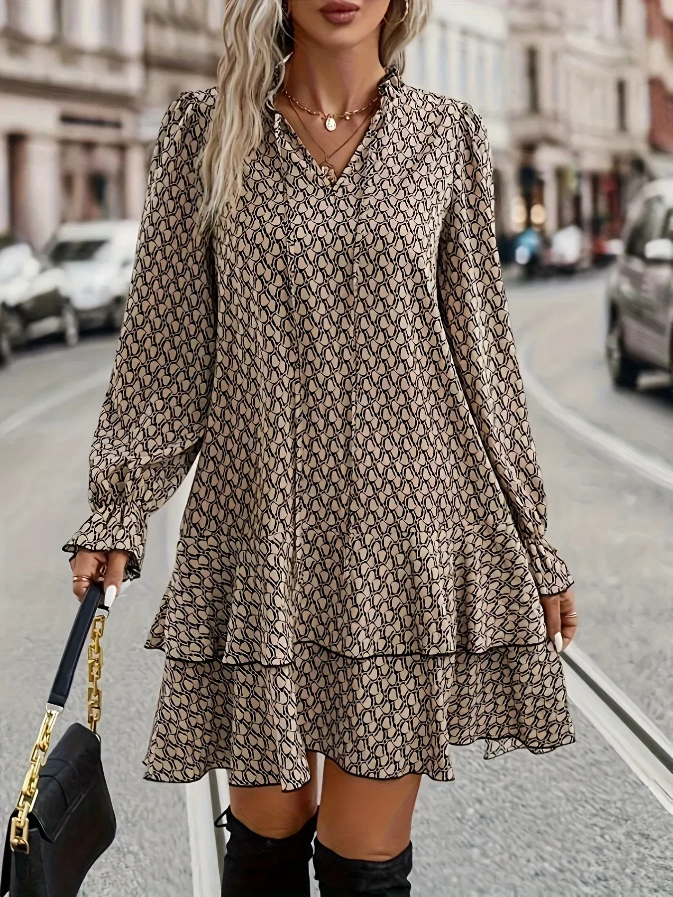 Grande taille 1XL-5XL femmes mode robe imprimée col en v décontracté à manches longues fête manches évasées à volants robe ample