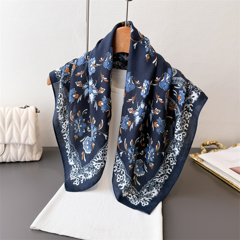 65*65 cm imprimé fleuri petit coton sensation cou cravates velours carré écharpe pour femmes doux foulard dame Hijab femme cheveux bandeaux