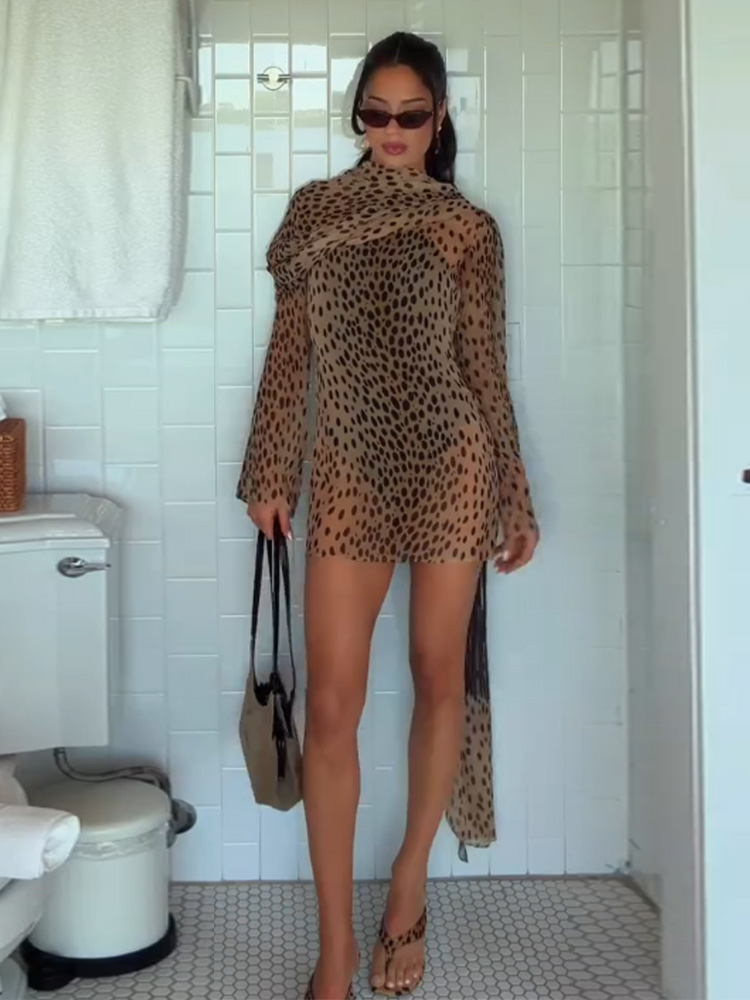 Robe Courte Femme Chic Imprimé Léopard Sexy Manches Longues Transparente Col Halter avec Ruban Été 2026
