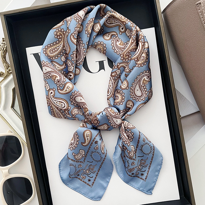 Foulard de tête pour femmes, foulard carré de luxe, Bandana, bandeau pour cheveux, tache douce, pour habiller vous regarde, printemps/été