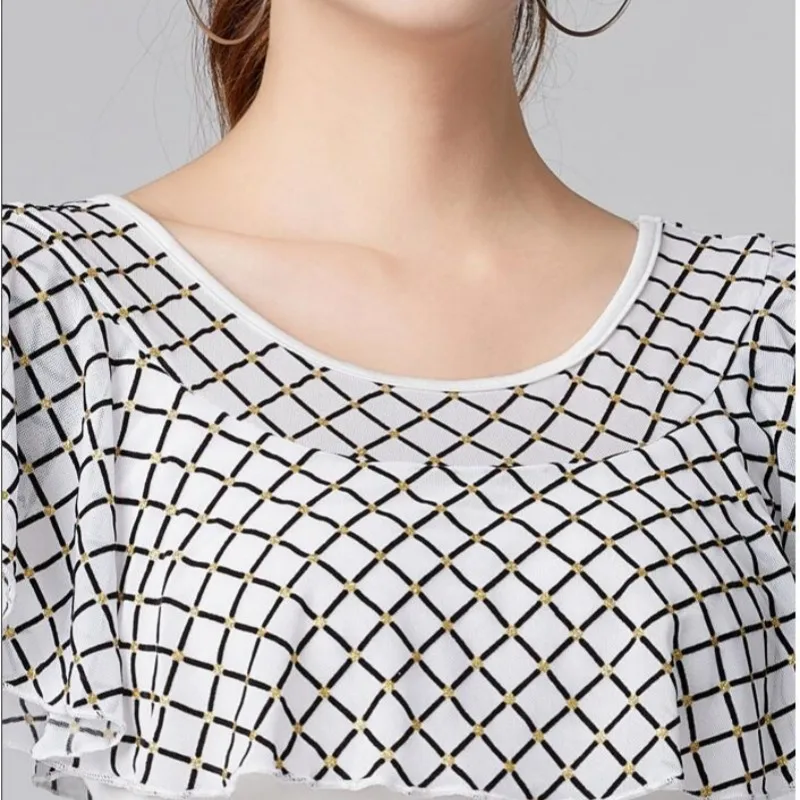 Vêtements de danse latine en maille Patchwork pour femmes, hauts d'entraînement pour femmes, Costume noir et blanc, T-shirt de sport Samba avec strass à volants pour le ventre, nouvelle collection