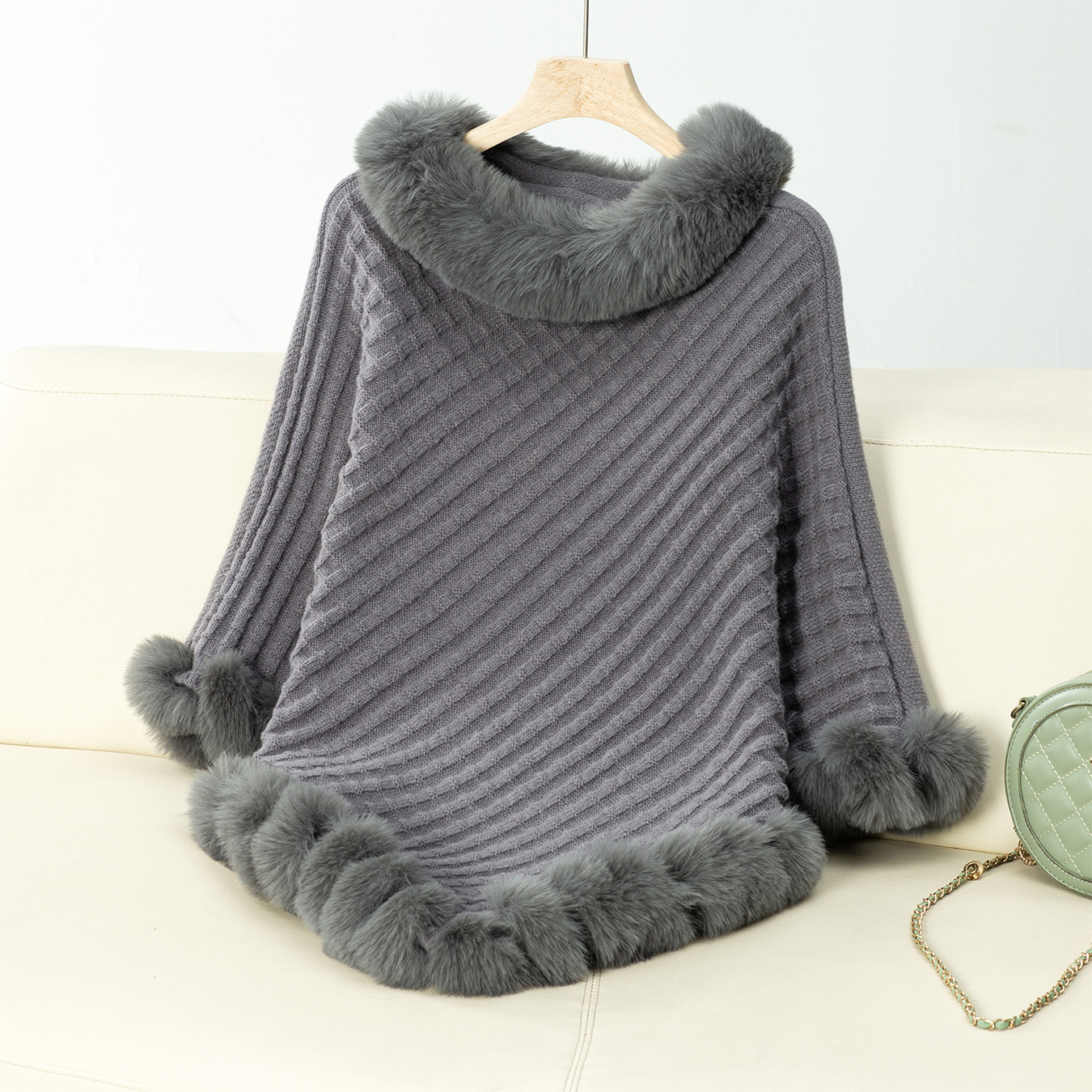 Nouveau en hiver couleur unie col de fourrure pull châle femmes mode épais chaud tricoté Poncho décontracté luxe Cape vêtements d'extérieur