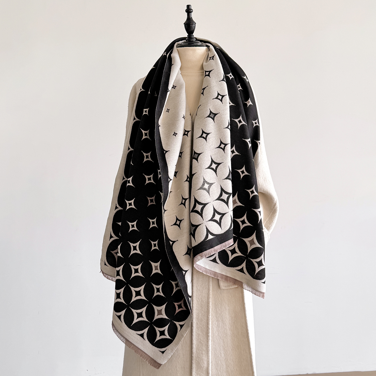 Écharpe d'hiver de luxe femmes cachemire chaud Pashmina marque Foulard femme châles enveloppes épais doux Bufanda Poncho foulards étole