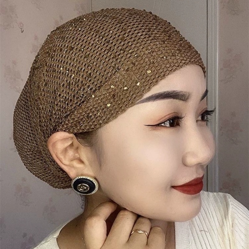 1 foulard de style européen à la mode avec un design ajouré, bonnet en maille tricotée