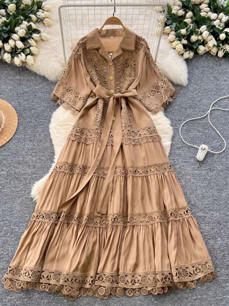 Printemps été Vintage Robe longue femmes dentelle creuse Patchwork à manches courtes revers élégant chemise robes dames de luxe longue Robe