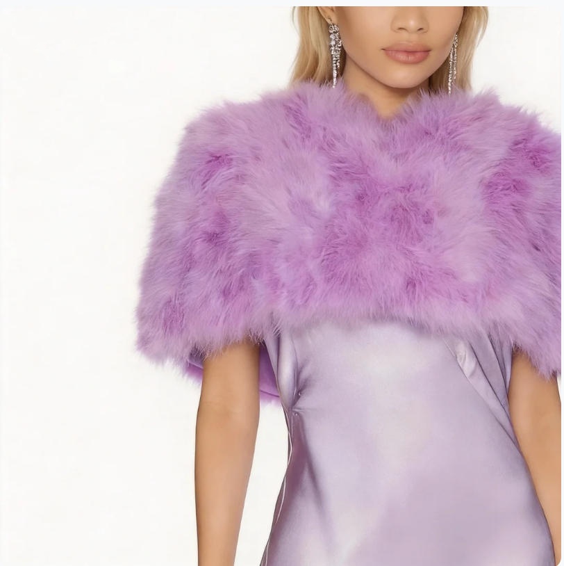 Capelet en Plumes d'Autruche Marabout Lavande Véritable pour Femme – Écharpe de Soirée Élégante pour Mariage et Occasions Spéciales