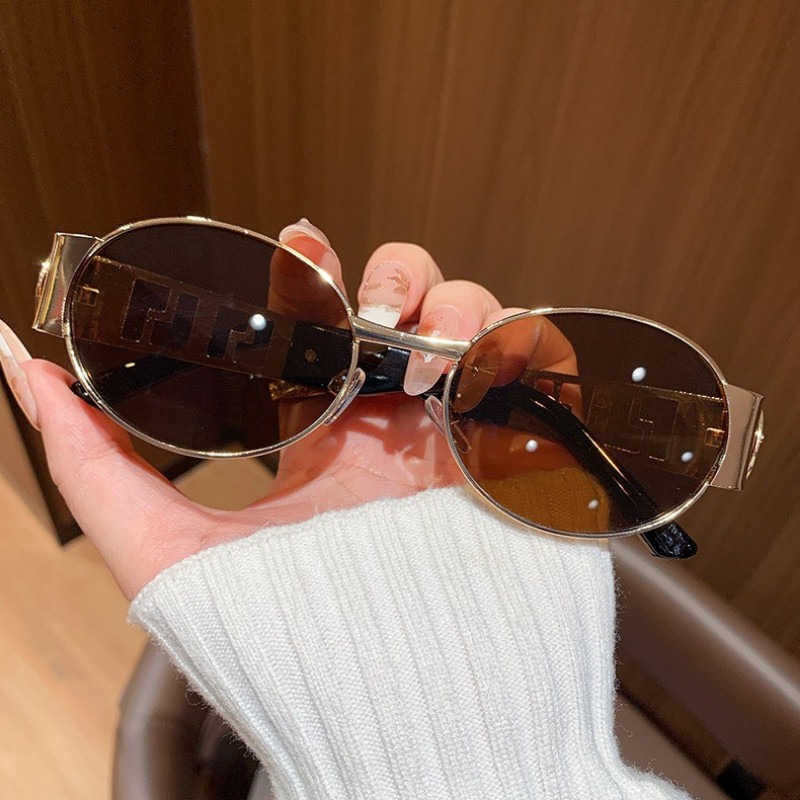 Lunettes de soleil de luxe en métal pour hommes et femmes, lunettes de créateur unisexes, lunettes de mode ovales, lunettes vintage pour femmes