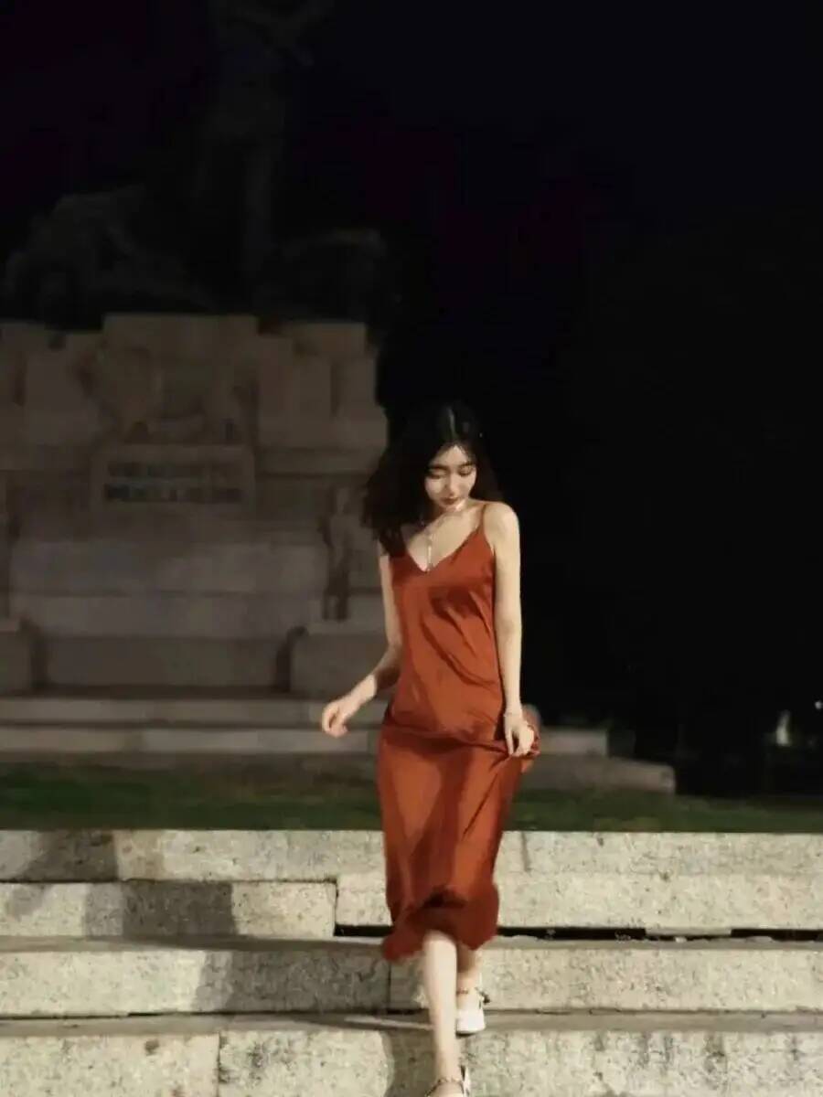Nouvelle Robe Midi Élégante en Soie Satinée pour Femme Printemps 2026, Sexy, Dos Nu, Col en V, pour Soirée, Modèle K0SY