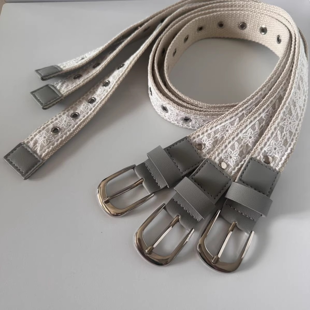 Ceinture en toile vintage avec dentelle pour femme, boucle métallique tendance, ceinture décorative, accessoire rétro pour jean, design coréen à la mode, 110 cm