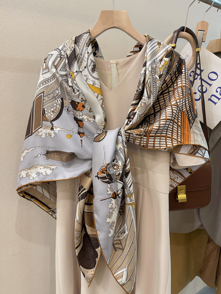 Foulard en soie de mûrier, grands châles de luxe de styliste, Bandanas roulés à la main, cadeau pour mère amant, foulards d'été 135CM
