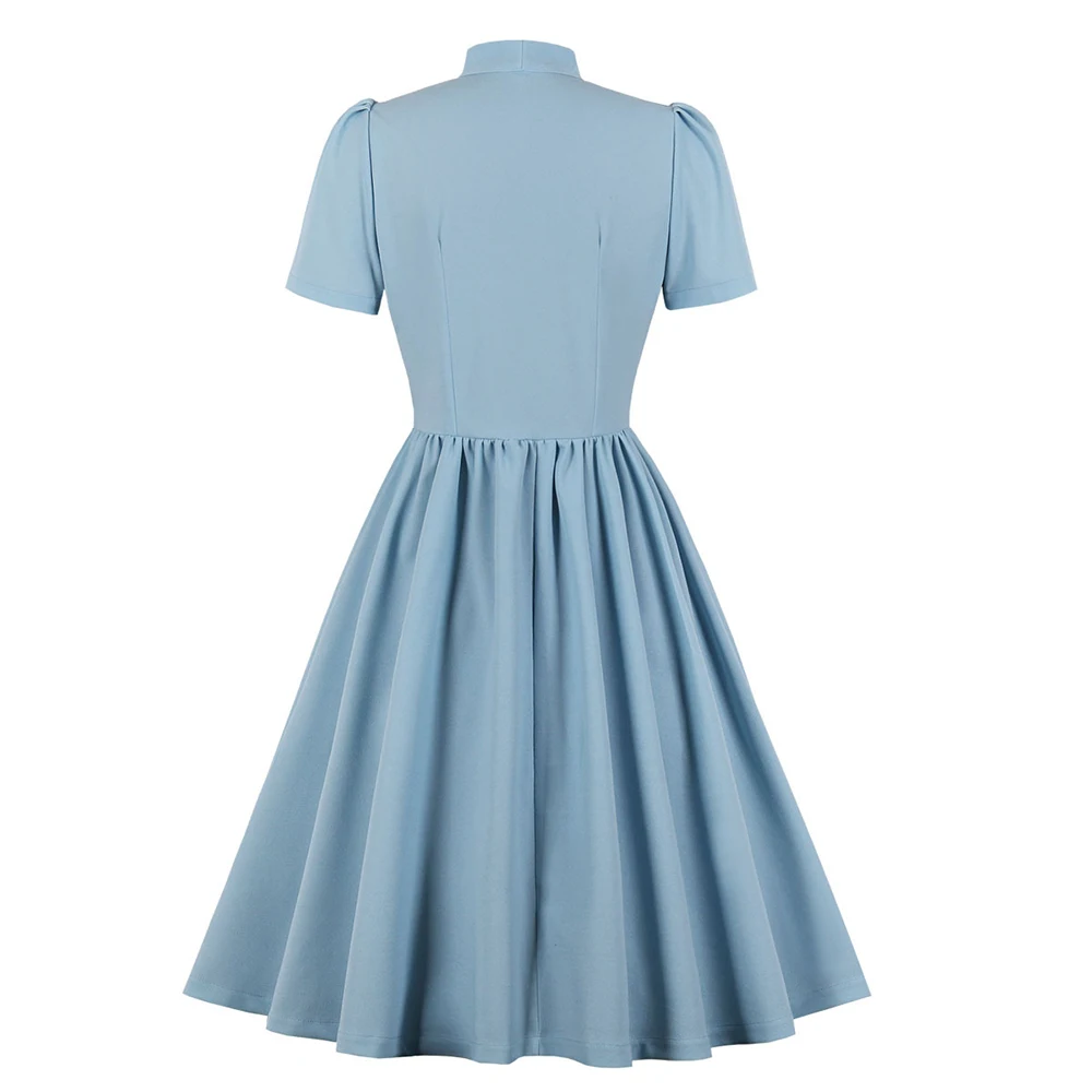 Robe plissée bleue style vintage, col nœud papillon, boutonnée, élégante, pour femme, été, ceinturée, style pin-up, années 60, 50, rockabilly.
