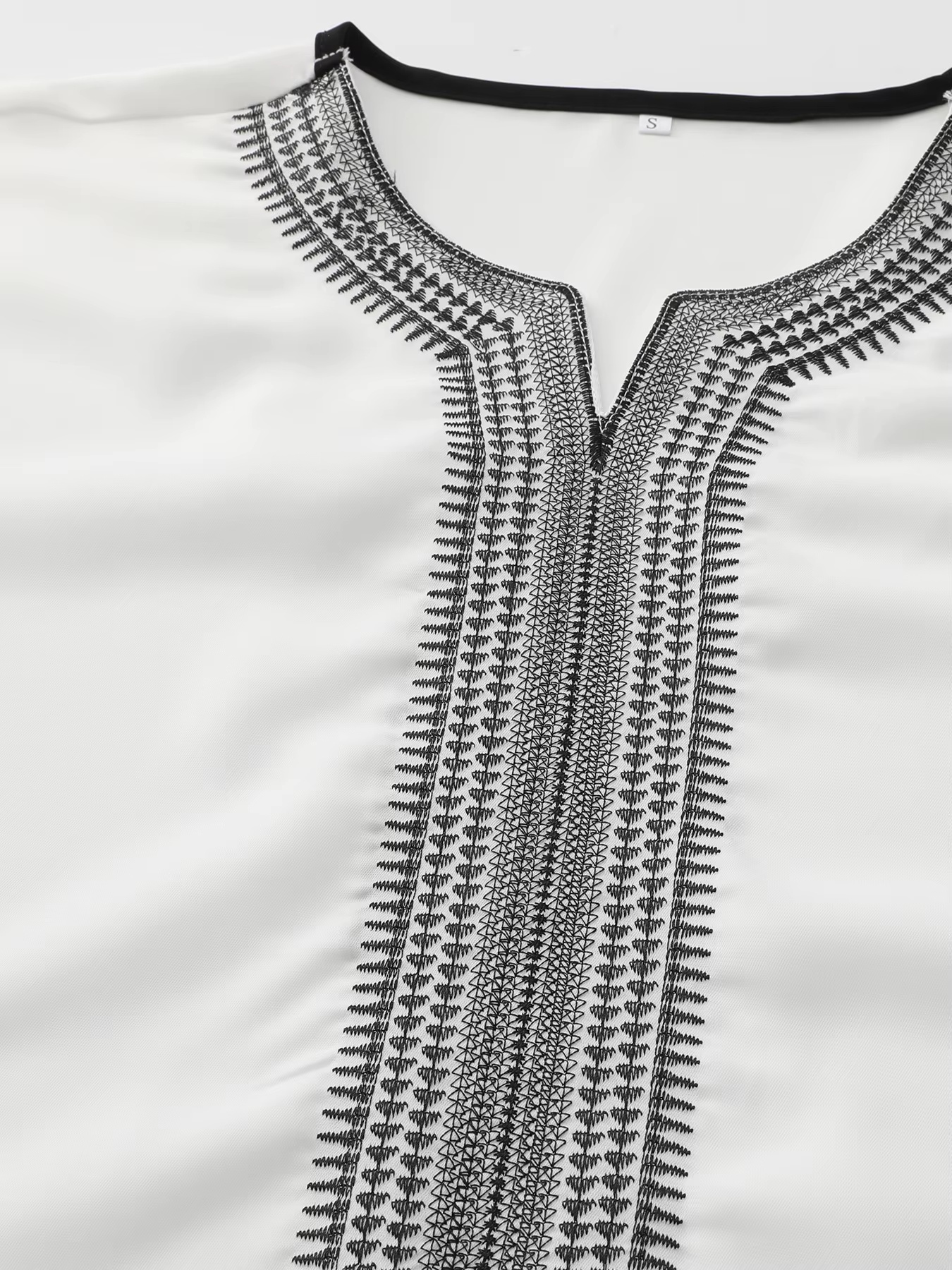 Robe traditionnelle musulmane du Moyen-Orient pour hommes, style ethnique, vêtements pour l'Aïd al-Fitr, col rond, robe brodée pour hommes