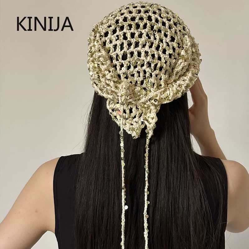 Écharpe triangulaire en tricot ajouré à paillettes style Ins pour femme, polyvalente, décontractée, pour l'été, les voyages et les photos, style Y2K, bonnets et bandeaux