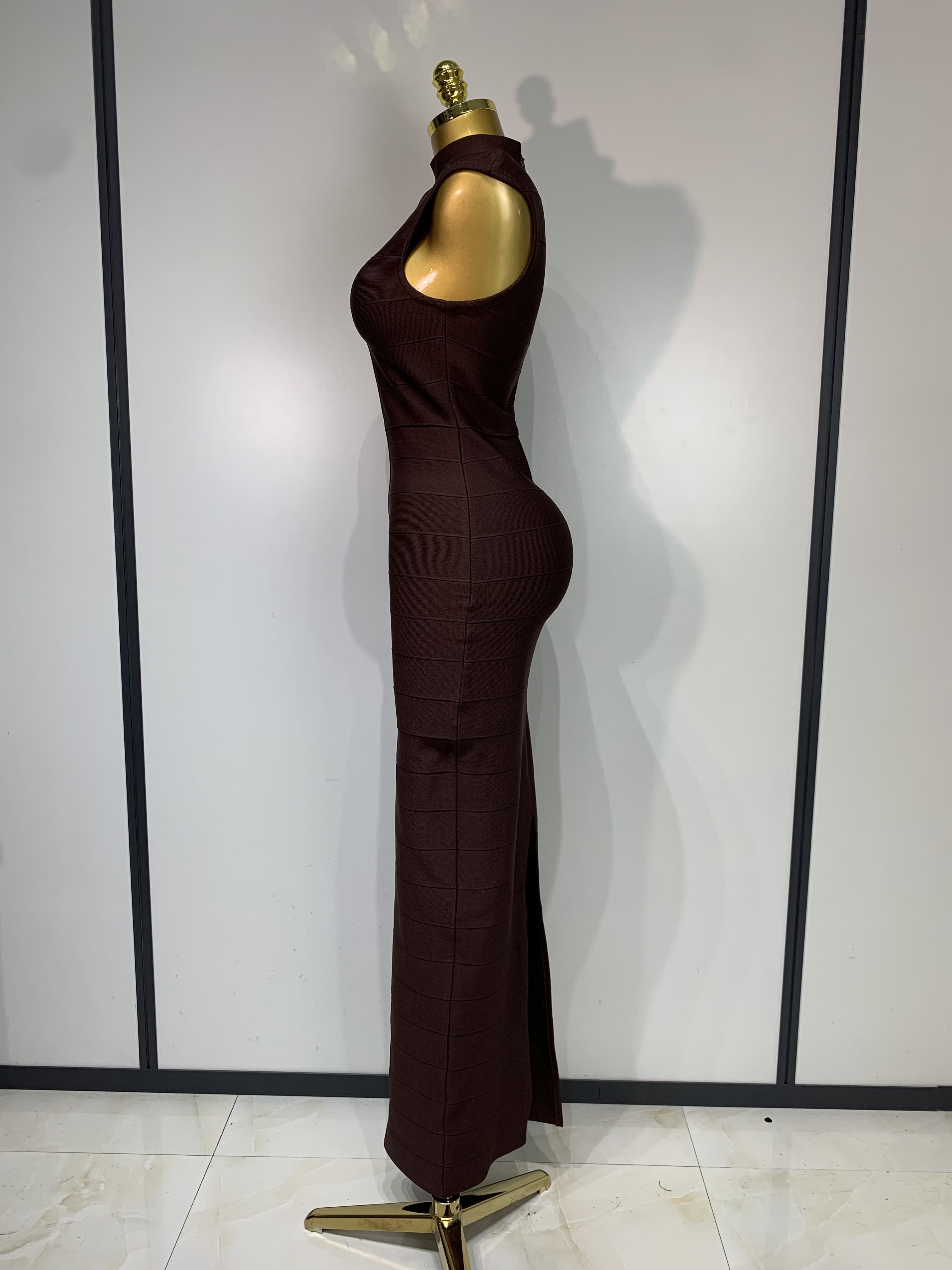 Robe moulante élégante et sexy sans manches à col roulé pour femme, idéale pour les soirées, clubs, fêtes, anniversaires, cocktails et bals de promo