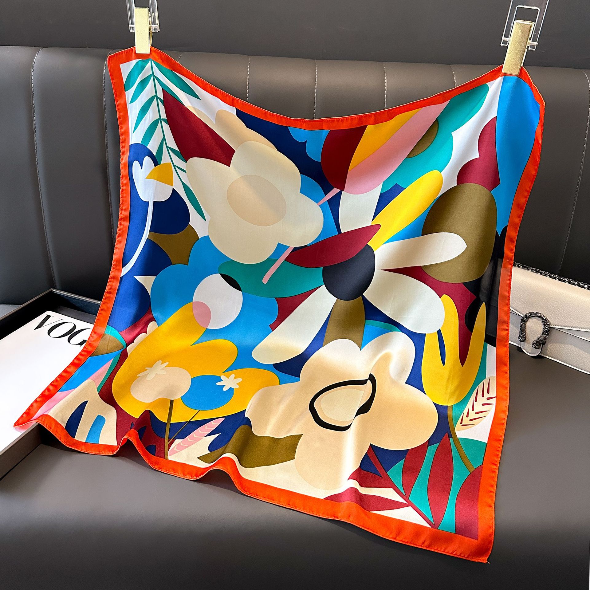 Mode imprimé soie bandeaux Écharpe femmes 2024 printemps nouveau Elagant Floral Bandana cou Foulard bandeaux Foulard femme écharpes