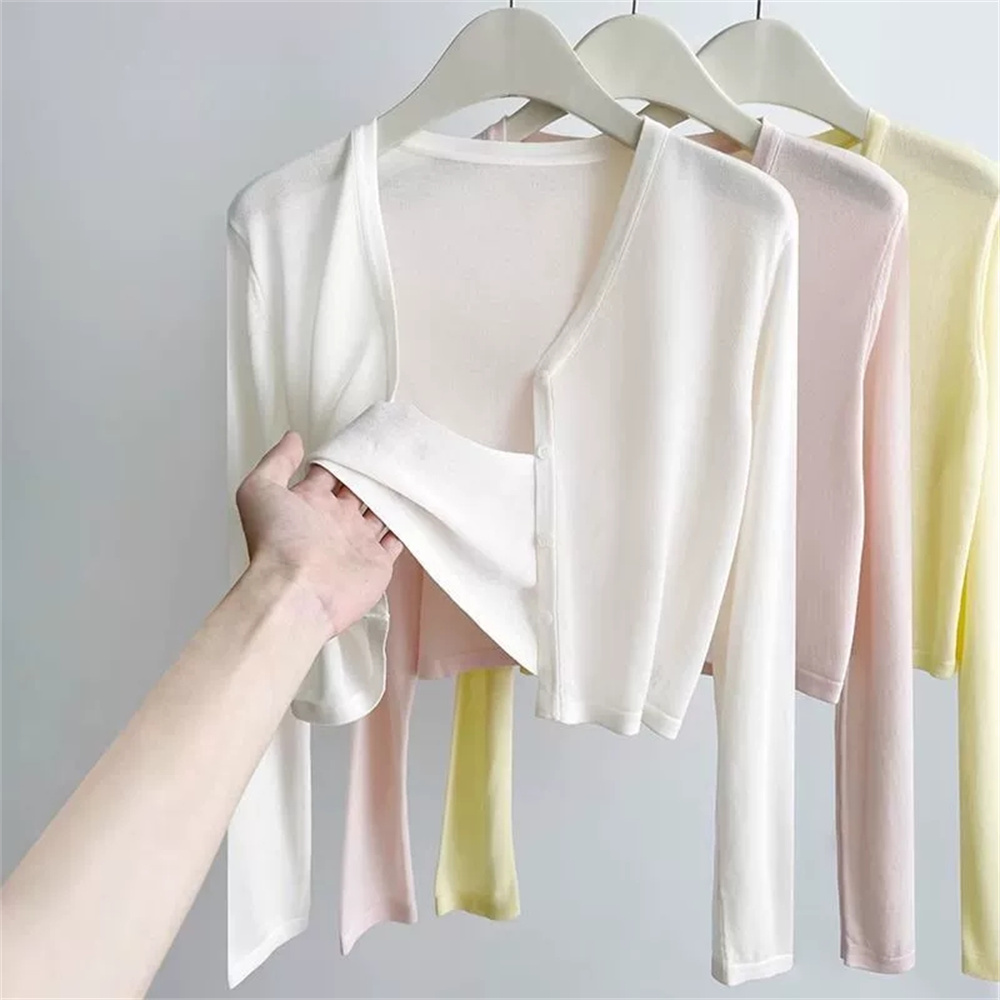 2026 Vêtements coréens pour femmes, Manteau court d'été en soie glacée, protection contre la climatisation, col en V, mode féminine