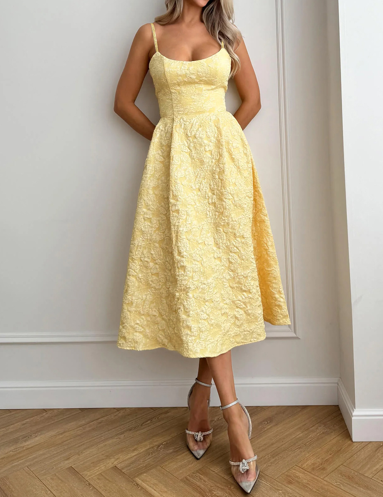 Robe d'été chic jaune en jacquard sans manches pour femme, élégante robe de soirée dos nu coupe trapèze, robe de soirée d'anniversaire féminine