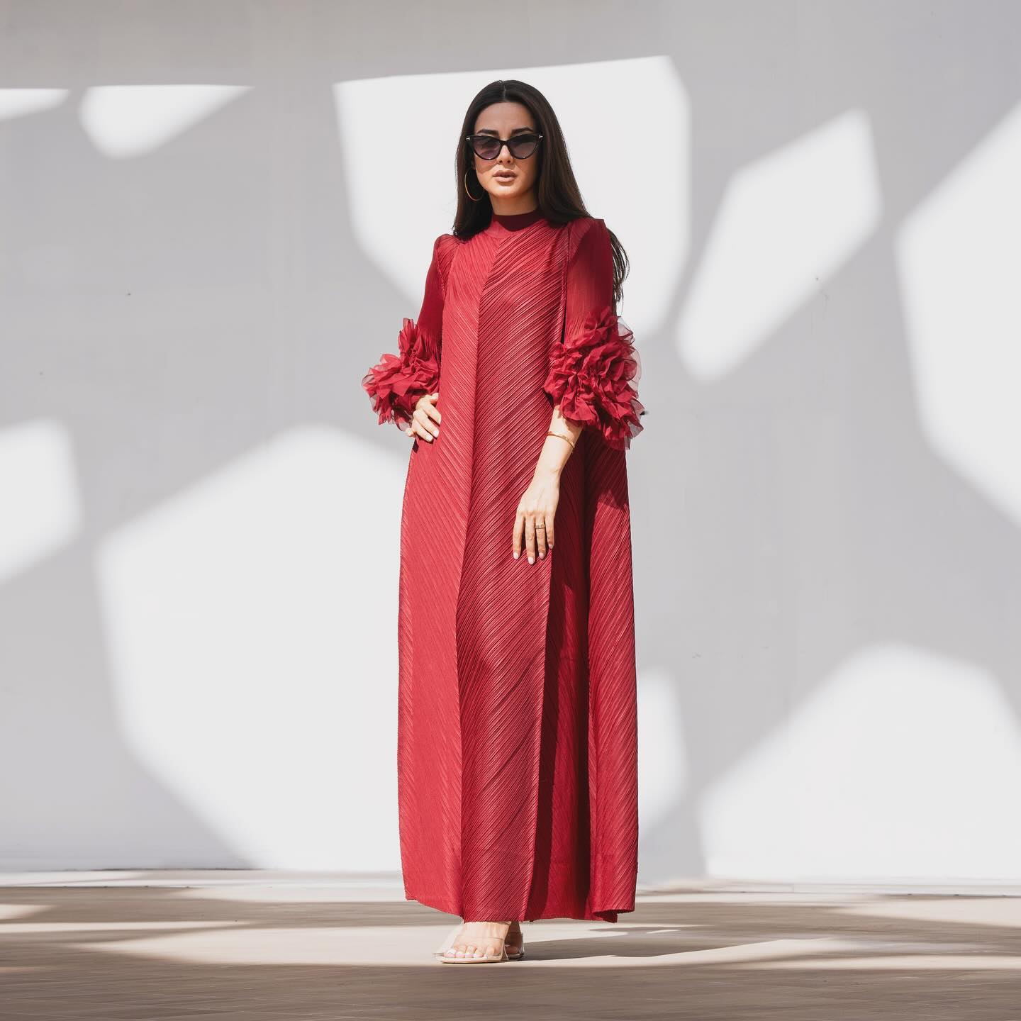 Femmes élégantes robes de soirée 2025 été nouvelle couleur unie classique à manches longues plaque fleur conception robes de bal femme