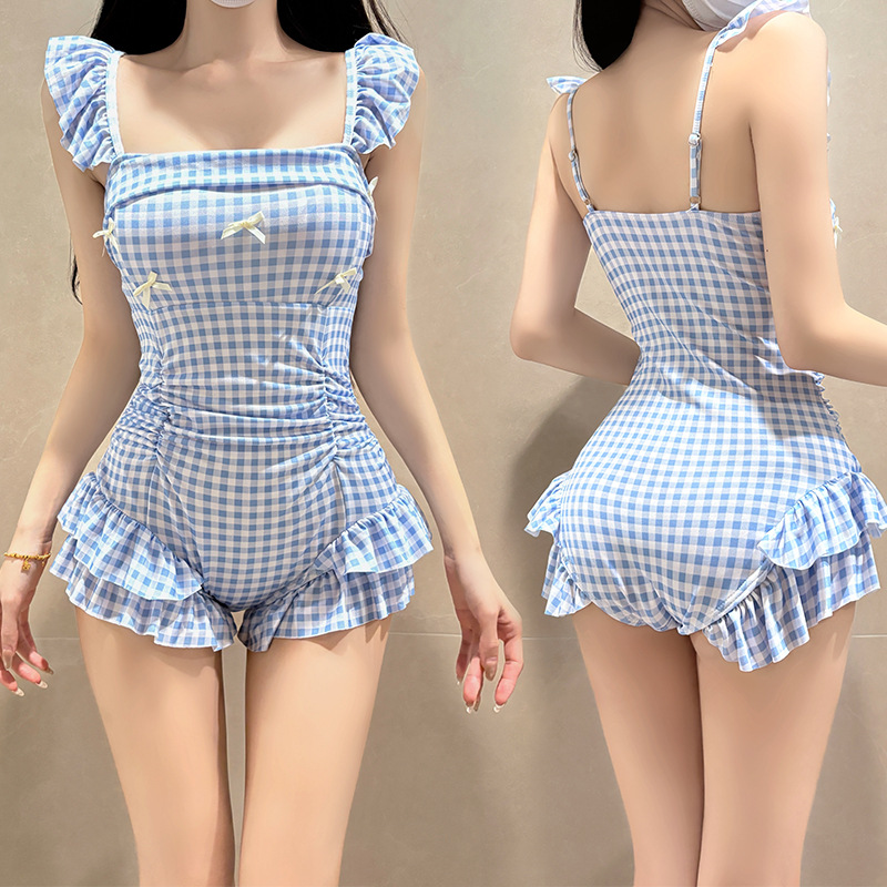 Maillot de bain une pièce sexy de style coréen, conservateur, avec nœud, à carreaux bleus, à volants, plissé, sans bretelles, type body, bikini, tenue de plage mignonne.