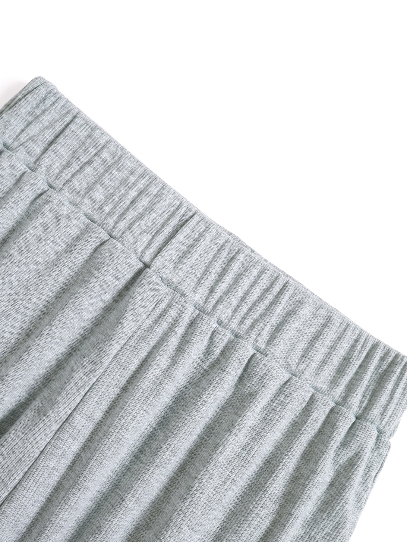 Ensemble deux pièces pour femmes, haut court à manches longues à col rond et boutons sur le devant et pantalon décontracté à jambes larges à taille élastique
