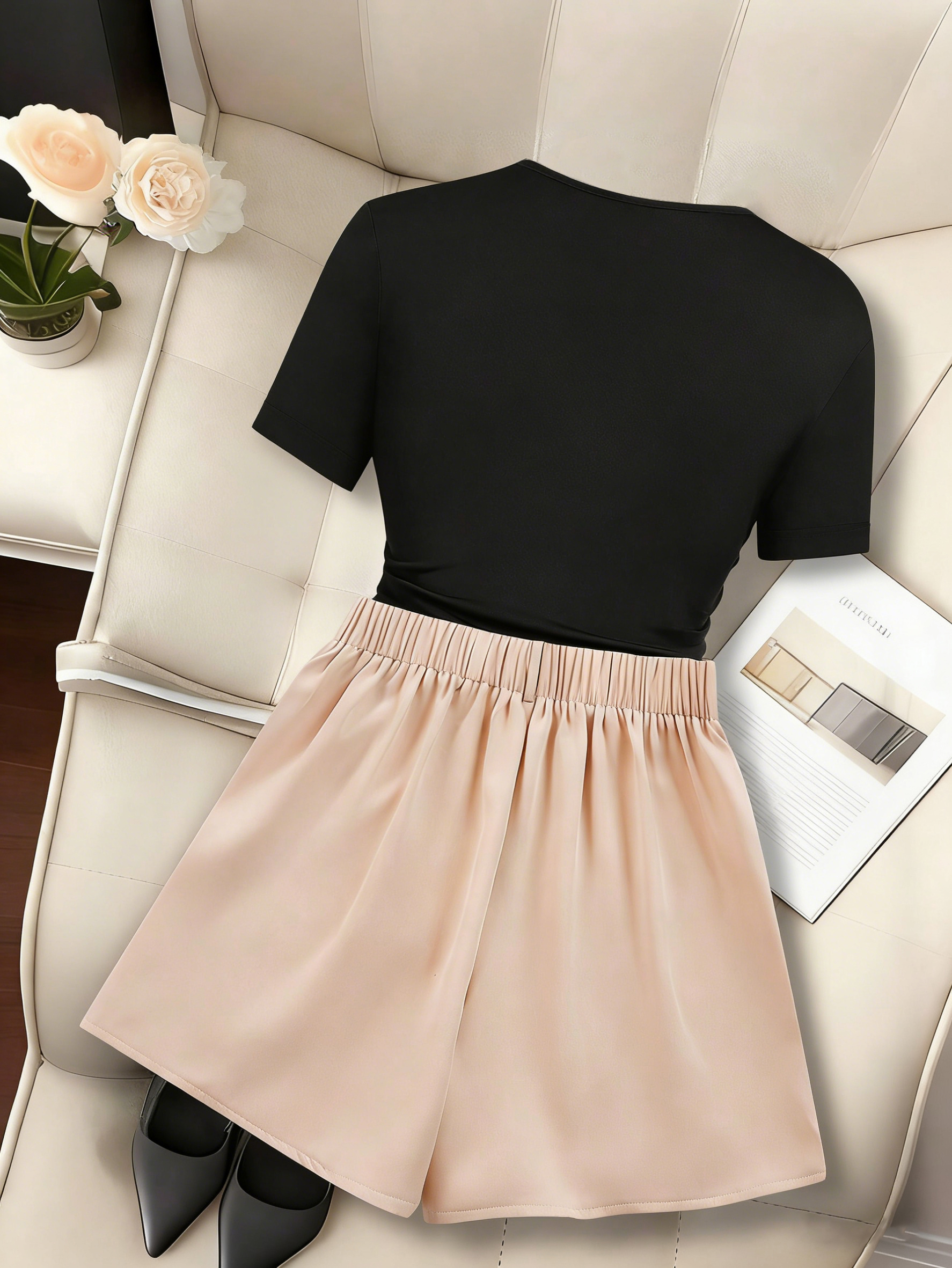 Ensemble T-shirt et short élégant pour femmes avec boutons décoratifs, tenue décontractée tendance, ensemble de vêtements pour femmes