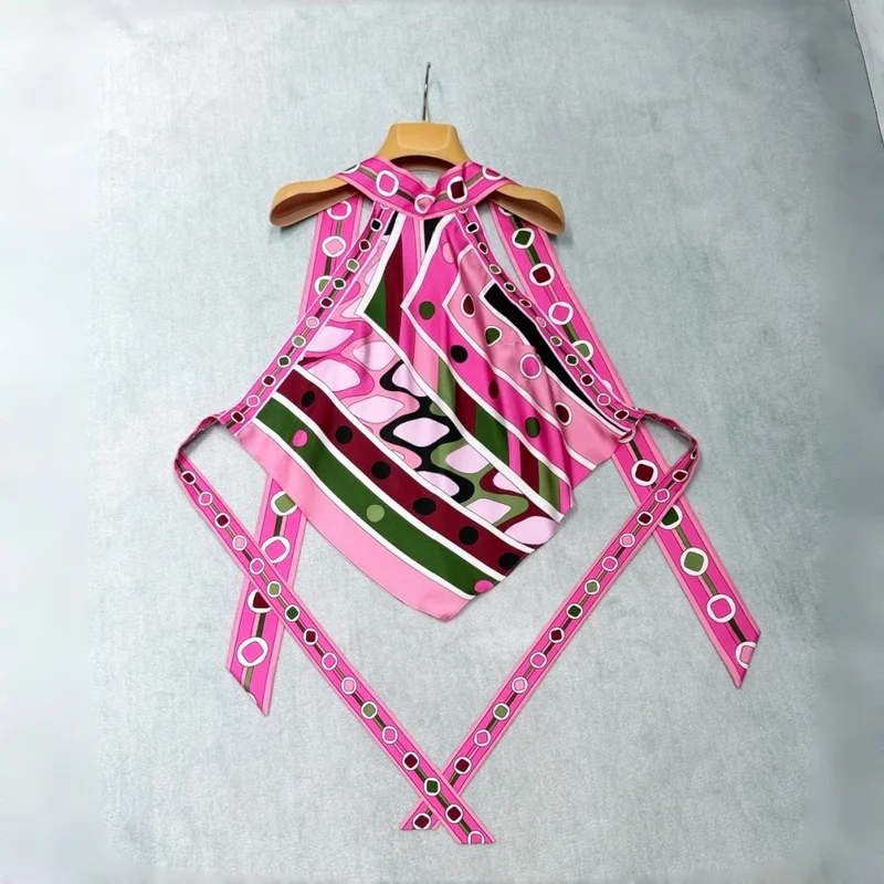 Ensemble haut et mini-jupe pour femme en soie 100% de haute qualité, imprimé abstrait magenta, écharpe et cravate recyclées, collection 2026 TC