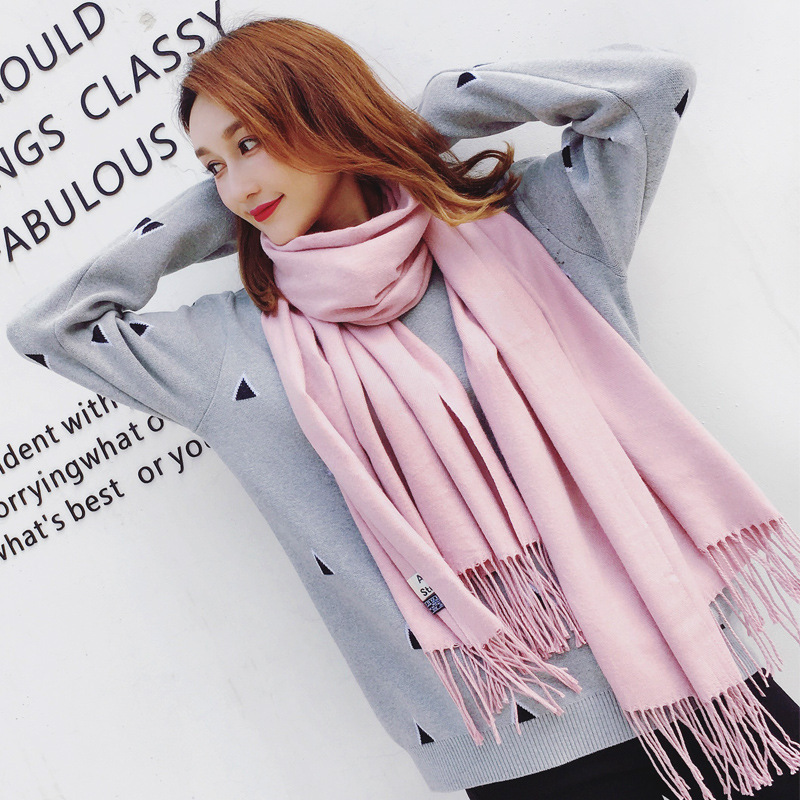 Écharpe rose d'hiver pour femmes, avec décoration de pompon, couleur unie, polyvalente, chaude, semblable au cachemire, pour toutes les saisons