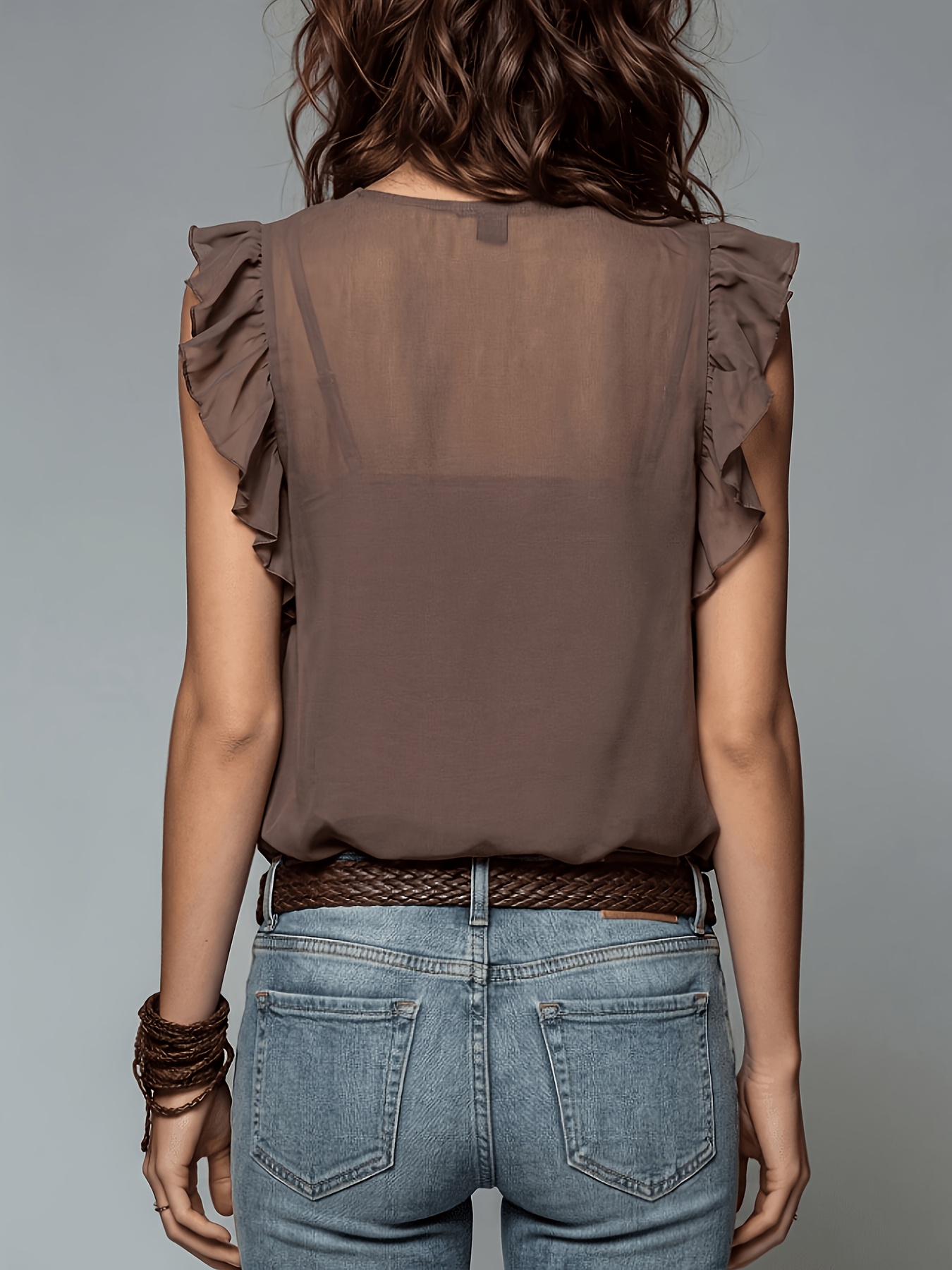 Chemisier vintage à manches à volants pour femmes, haut brodé floral à col en V, chemise ample décontractée sans manches pour l'été