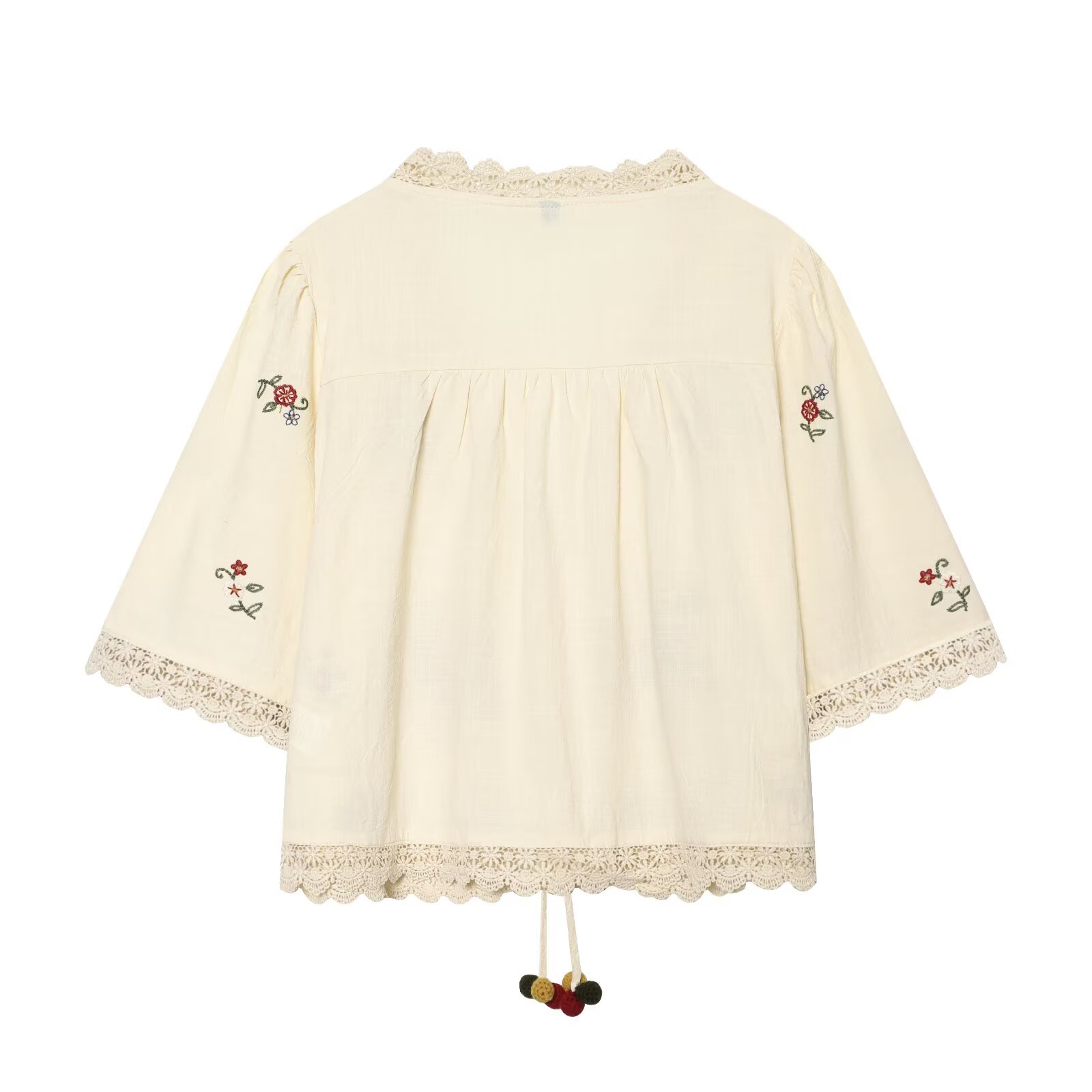 Ensembles 2 Pièces Bohème Broderie Florale Femme : Crop Top à Nouer et Short à Bordure Dentelle, Tenues d'Été Plage Vacances avec Pompons 2026