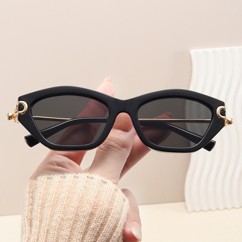 Nouvelles Lunettes de Soleil Œil de Chat de Luxe pour Femme 2026 – Tendance Vintage, Marque de Luxe, Lunettes de Soleil Tendance pour l'Extérieur, Montures Élégantes pour Dames